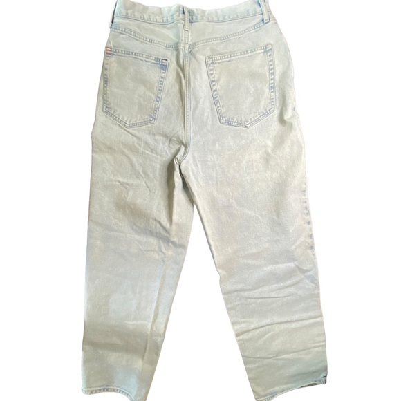 📘 BDG ACID LIGHT WASH BAGGIEST HIGH WAIST JEANS | Light Blue | Size 32 📘 - Picture 2 of 5